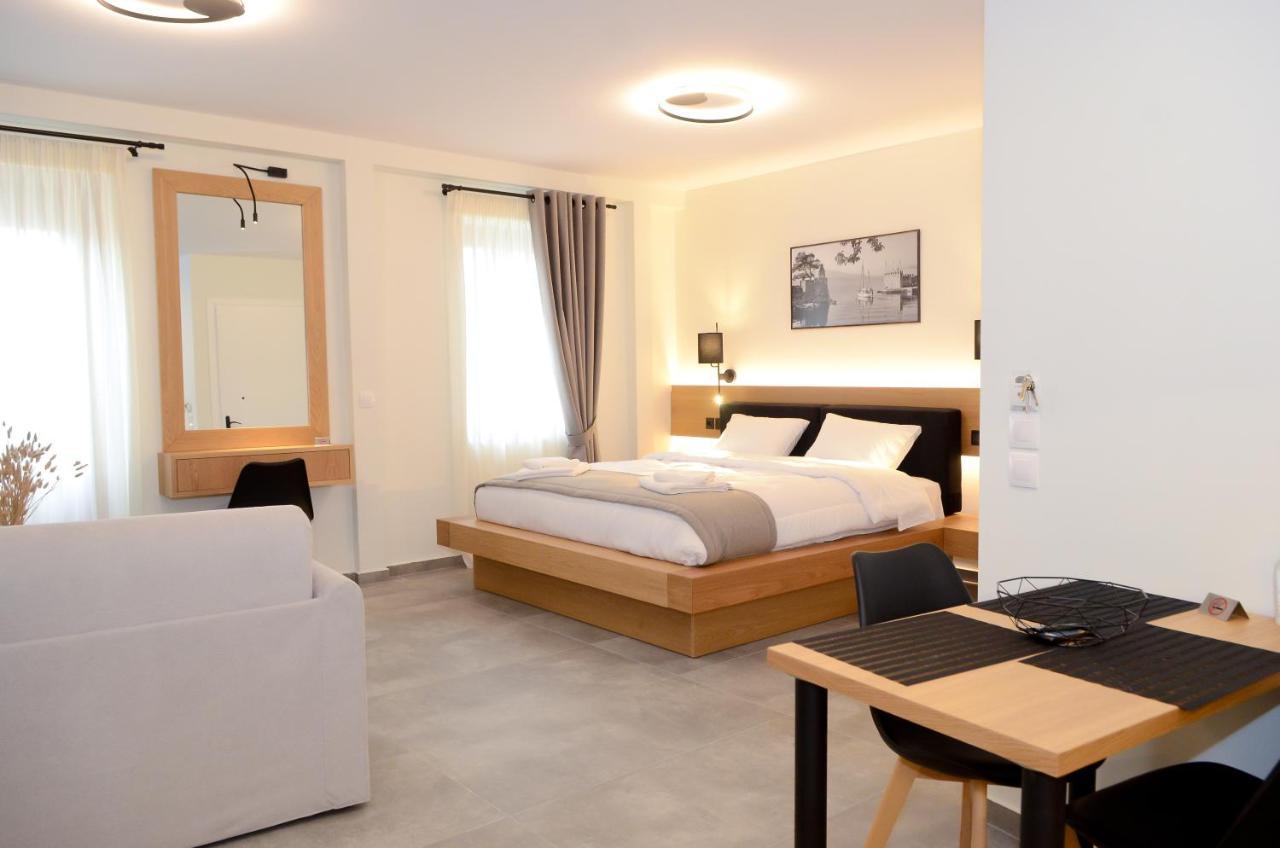 Apartment Roloi